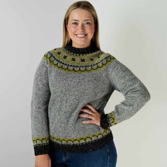 CY351 Irish Tweed Yoke Sweater